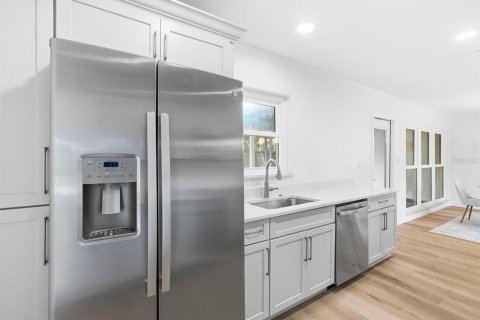 Casa en venta en Tampa, Florida, 3 dormitorios, 135.17 m2 № 2349594 - foto 19