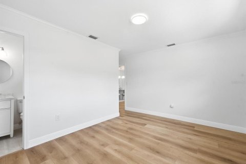 Casa en venta en Tampa, Florida, 3 dormitorios, 135.17 m2 № 2349594 - foto 23