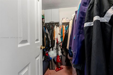 Touwnhouse à vendre à Deerfield Beach, Floride: 2 chambres, 139.73 m2 № 2070992 - photo 21