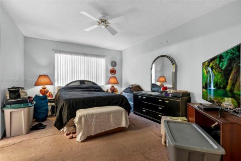 Touwnhouse à vendre à Deerfield Beach, Floride: 2 chambres, 139.73 m2 № 2070992 - photo 16