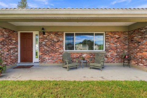 Villa ou maison à vendre à Seminole, Floride: 3 chambres, 169.73 m2 № 2398817 - photo 2