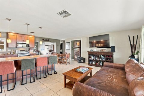Villa ou maison à vendre à Seminole, Floride: 3 chambres, 169.73 m2 № 2398817 - photo 6