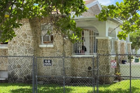 Купить виллу или дом в Майами, Флорида 3 спальни, 148.92м2, № 2154062 - фото 3
