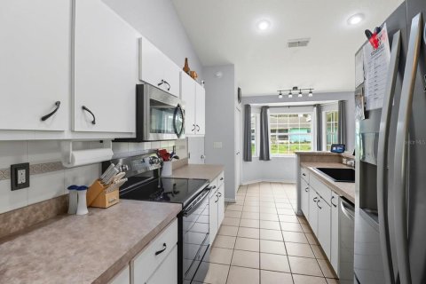 House in Inverness, Florida 3 bedrooms, 133.31 sq.m. № 1902377 - photo 3