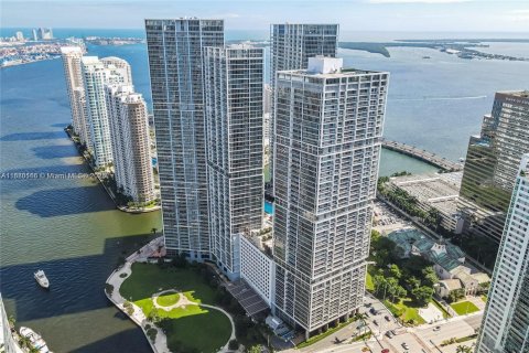 Condominio en alquiler en Miami, Florida, 1 dormitorio, 91.42 m2 № 1928841 - foto 2
