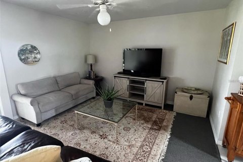 Casa en alquiler en Babson Park, Florida, 3 dormitorios, 128.02 m2 № 1819550 - foto 4