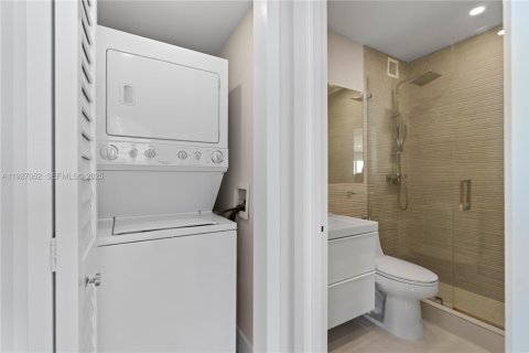 Copropriété à louer à Miami, Floride: 1 chambre, 82.31 m2 № 1987280 - photo 17