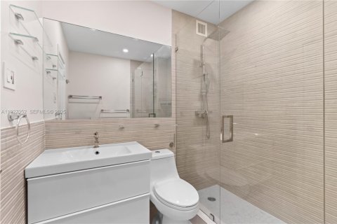 Copropriété à louer à Miami, Floride: 1 chambre, 82.31 m2 № 1987280 - photo 16