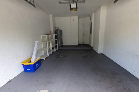 Adosado en alquiler en Riviera Beach, Florida, 2 dormitorios, 111.39 m2 № 1222459 - foto 1