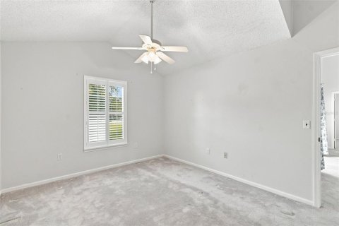 Villa ou maison à vendre à Tavares, Floride: 4 chambres, 155.89 m2 № 2342507 - photo 11