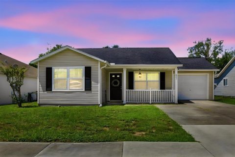 Villa ou maison à Tavares, Floride 4 chambres, 155.89 m2 № 2342507