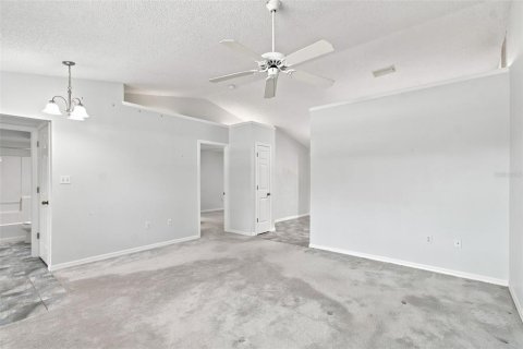 Villa ou maison à vendre à Tavares, Floride: 4 chambres, 155.89 m2 № 2342507 - photo 22