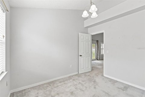 Villa ou maison à vendre à Tavares, Floride: 4 chambres, 155.89 m2 № 2342507 - photo 5