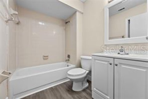 Adosado en alquiler en Gainesville, Florida, 3 dormitorios, 115.01 m2 № 1906849 - foto 7