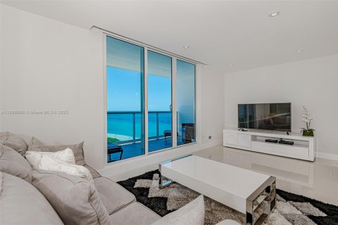Condo in Miami Beach, Florida  № 1951118 - photo 4