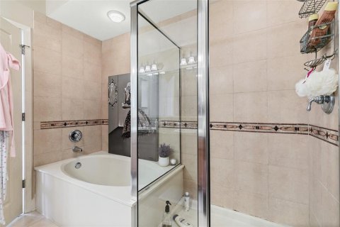 Condo in Palm Coast, Florida, 3 bedrooms  № 1740690 - photo 25
