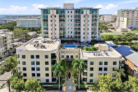 Condo in Saint Petersburg, Florida, 1 bedroom  № 2364434