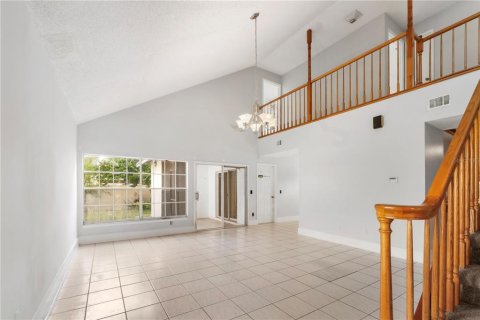 House in Orlando, Florida 4 bedrooms, 168.62 sq.m. № 1866501 - photo 3