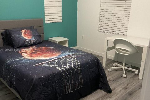 Купить виллу или дом в Майами-Гарденс, Флорида 3 комнаты, 275.73м2, № 2052713 - фото 10