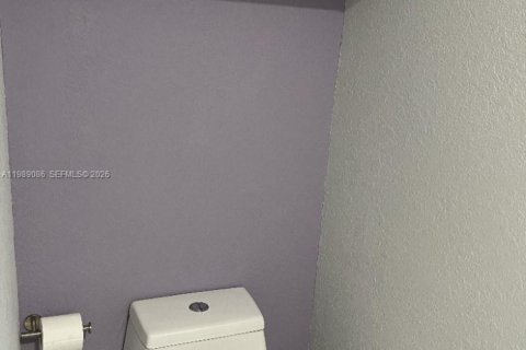 Купить виллу или дом в Майами-Гарденс, Флорида 3 комнаты, 275.73м2, № 2052713 - фото 26