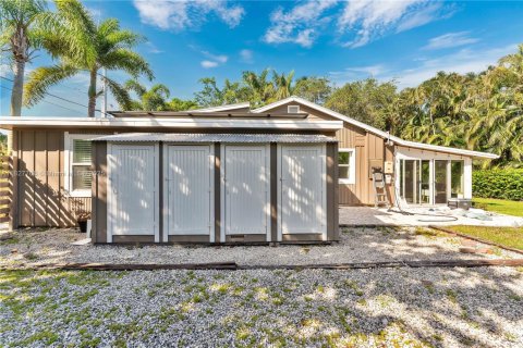 House in Jupiter, Florida 3 bedrooms, 127 sq.m. № 1799025 - photo 19