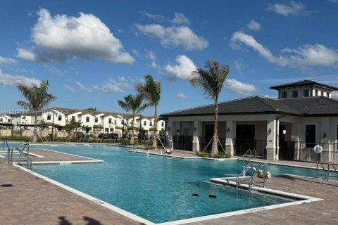 Townhouse in Miami, Florida 3 bedrooms, 129.41 sq.m. № 1728451 - photo 6