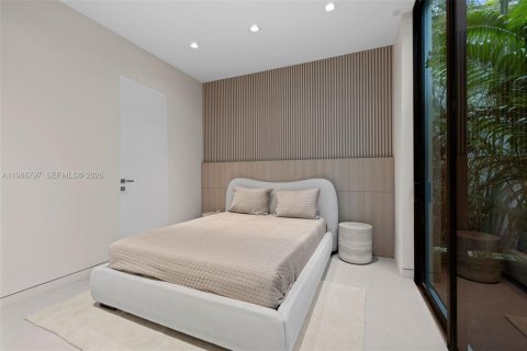 Купить виллу или дом в Майами-Бич, Флорида 5 спален, 348.01м2, № 2050999 - фото 16