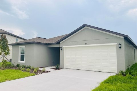 House in Lakeland, Florida 4 bedrooms, 201.97 sq.m. № 2207486 - photo 3