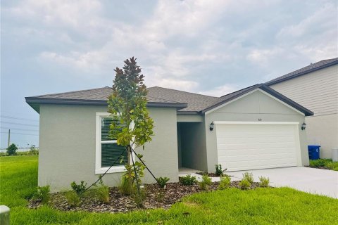 House in Lakeland, Florida 4 bedrooms, 201.97 sq.m. № 2207486 - photo 2