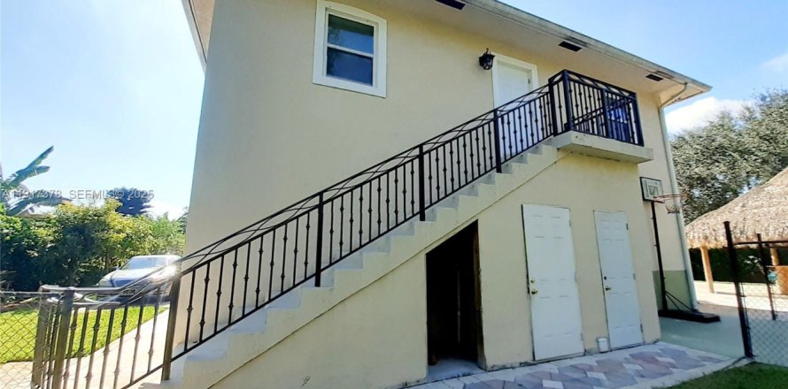 Квартира в Дейви, Флорида 2 спальни, 80.27м2 № 2059391