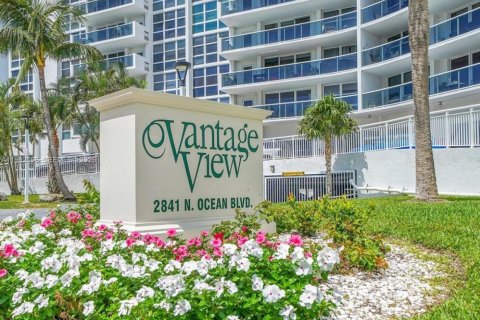 Condominio en Fort Lauderdale, Florida, 2 dormitorios  № 2080195
