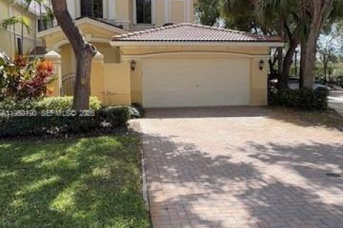 Touwnhouse à vendre à Weston, Floride: 4 chambres, 217.39 m2 № 2089759 - photo 4