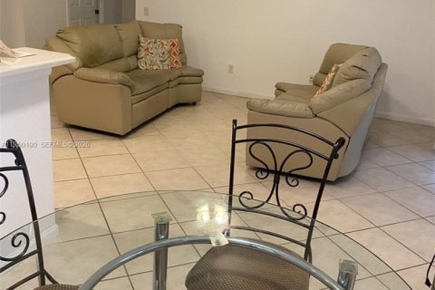 Touwnhouse à vendre à Weston, Floride: 4 chambres, 217.39 m2 № 2089759 - photo 20
