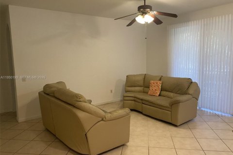 Touwnhouse à vendre à Weston, Floride: 4 chambres, 217.39 m2 № 2089759 - photo 17