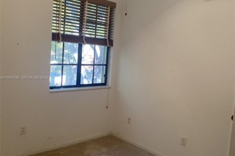 Touwnhouse à vendre à Weston, Floride: 4 chambres, 217.39 m2 № 2089759 - photo 11