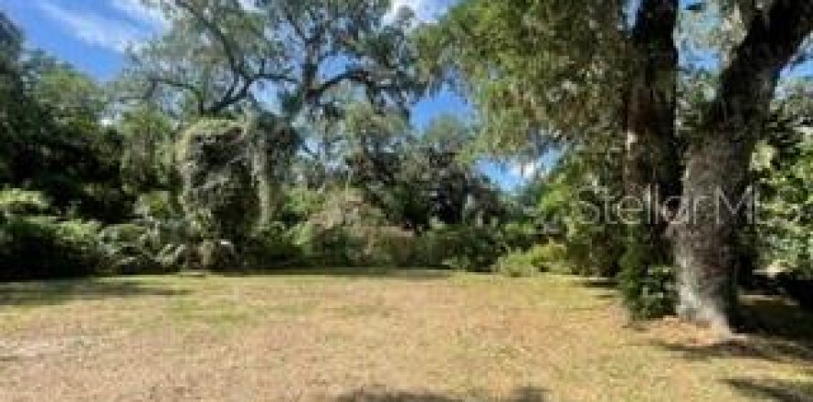 Terreno en Palm Coast, Florida № 2120344