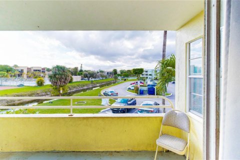 Copropriété à vendre à Miami, Floride: 2 chambres, 97.55 m2 № 2056868 - photo 22