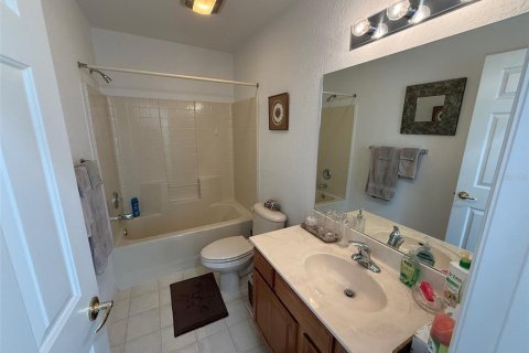 House in Summerfield, Florida 2 bedrooms, 174.01 sq.m. № 2141060 - photo 12