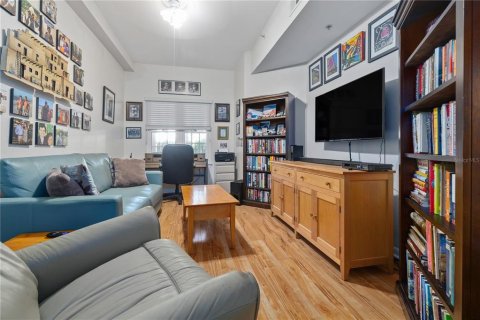 Condominio en venta en Saint Petersburg, Florida, 2 dormitorios, 104.79 m2 № 1783214 - foto 13