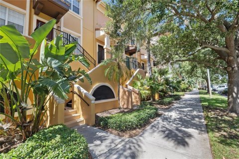 Condominio en venta en Saint Petersburg, Florida, 2 dormitorios, 104.79 m2 № 1783214 - foto 25
