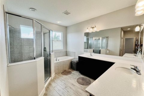 Casa en alquiler en Apollo Beach, Florida, 4 dormitorios, 213.95 m2 № 1907231 - foto 9