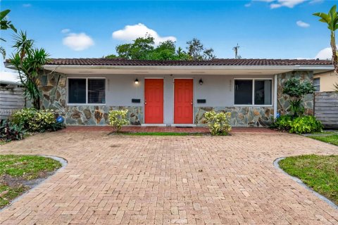 Купить коммерческую недвижимость в Эль Портал, Флорида 224.82м2, № 2032009 - фото 7