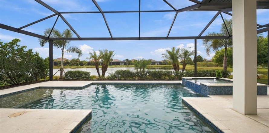 House in Sarasota, Florida 3 bedrooms, 297.47 sq.m. № 2406752