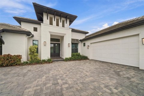 House in Sarasota, Florida 3 bedrooms, 297.47 sq.m. № 2406752 - photo 2