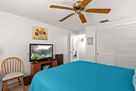 Copropriété à vendre à New Port Richey, Floride: 2 chambres, 77.2 m2 № 2101828 - photo 17