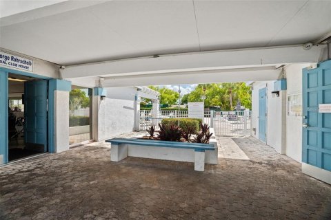 Copropriété à vendre à New Port Richey, Floride: 2 chambres, 77.2 m2 № 2101828 - photo 27