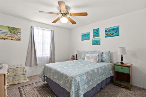 Copropriété à vendre à New Port Richey, Floride: 2 chambres, 77.2 m2 № 2101828 - photo 13