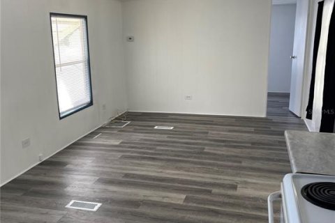 Commercial property in Hudson, Florida 278.71 sq.m. № 1805686 - photo 21