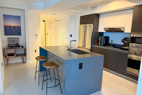 Copropriété à louer à Bay Harbor Islands, Floride: 2 chambres, 87.98 m2 № 2042240 - photo 4