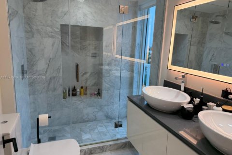 Copropriété à louer à Bay Harbor Islands, Floride: 2 chambres, 87.98 m2 № 2042240 - photo 9